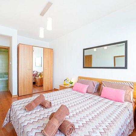 Spinola Bay Top Floor Seafront 3 Bedroom Apartment With Panoramic Sea Views - By Getawaysmalta San Ġiljan Exterior foto