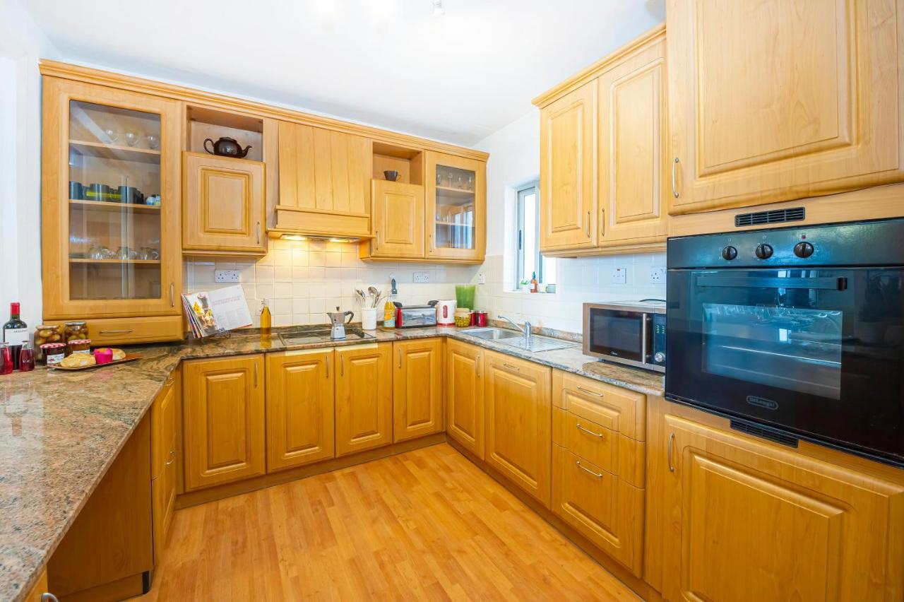 Spinola Bay Top Floor Seafront 3 Bedroom Apartment With Panoramic Sea Views - By Getawaysmalta San Ġiljan Exterior foto