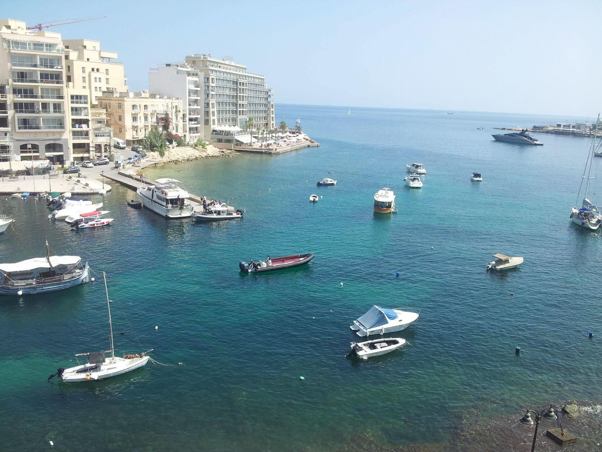 Spinola Bay Top Floor Seafront 3 Bedroom Apartment With Panoramic Sea Views - By Getawaysmalta San Ġiljan Exterior foto